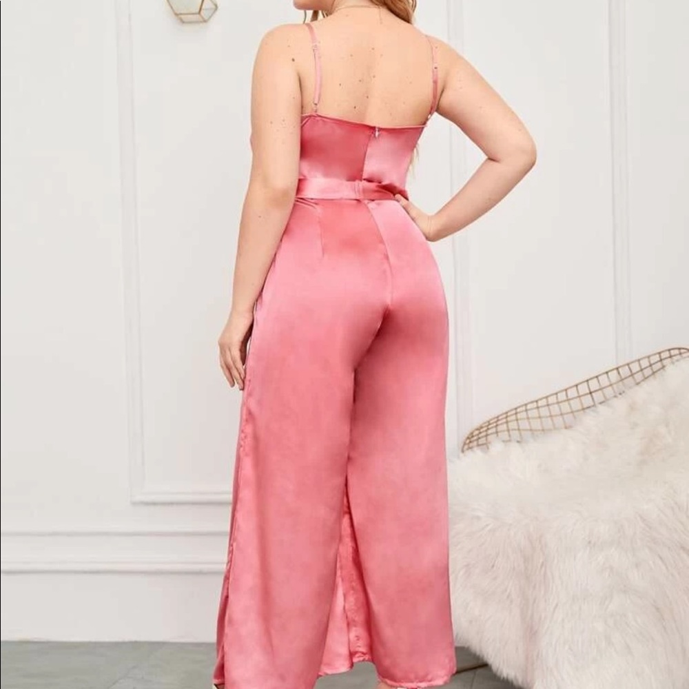 Wide leg satin jumpsuit Plus Size